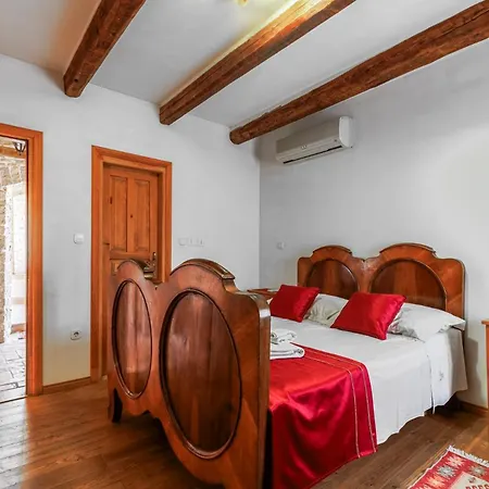 Kastel Pansion Πανσιόν